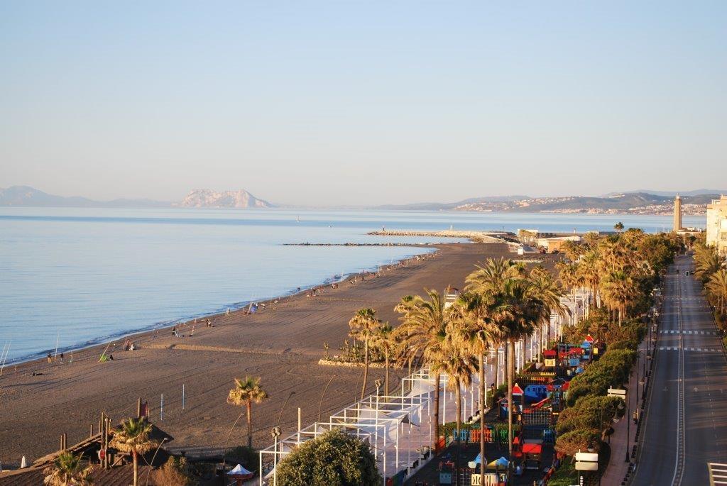 Hotel Buenavista Estepona Buitenkant foto Playa de la Pineda