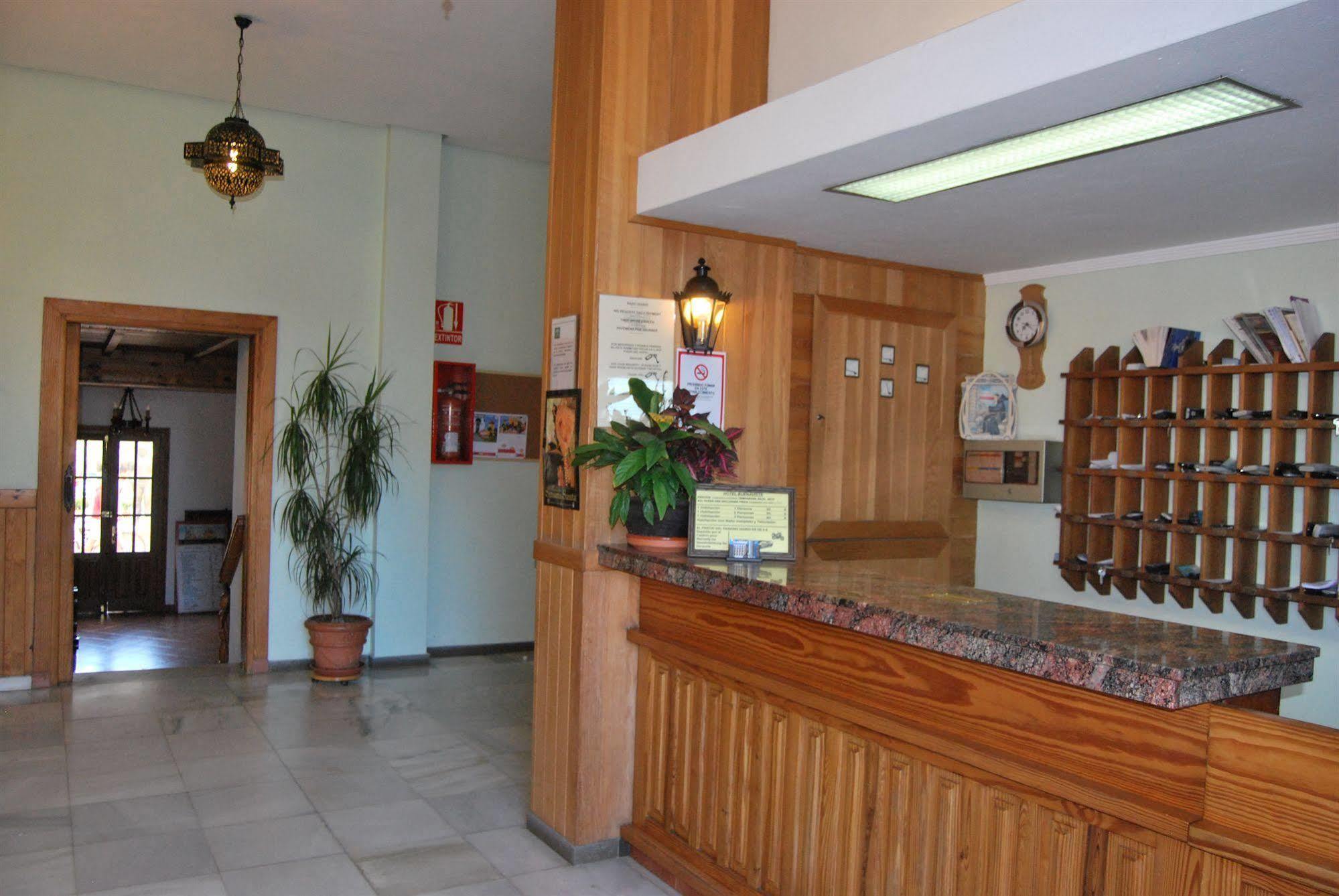 Hotel Buenavista Estepona Buitenkant foto Reception at the hotel